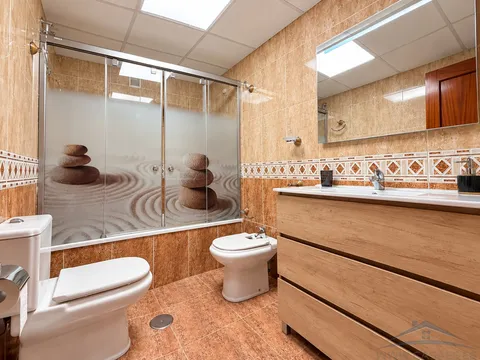 Pis de 100 m² a Almeria