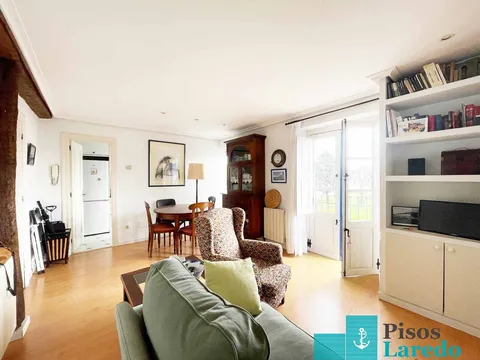 Flat 55 m² in Santoña