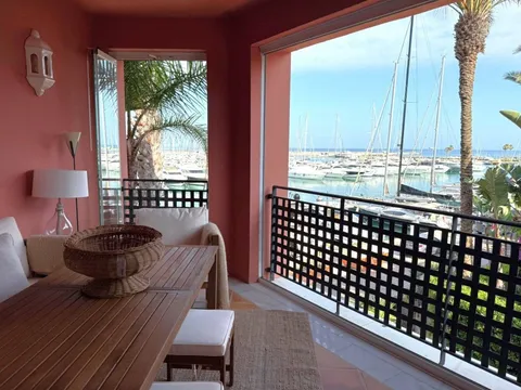 Pis de 180 m² a San Roque