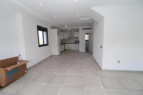 Квартира 180 м² в Alhaurín el Grande