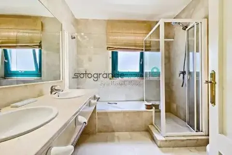 Casa de 192 m² a San Roque