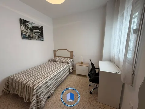 Apartamento 98 m² em Dos Hermanas