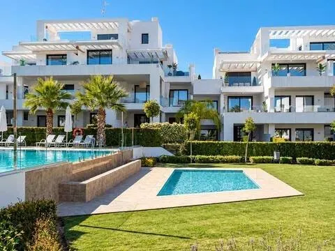 Piso de 150 m² en Estepona