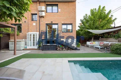 Casa 310 m² a Pozuelo de Alarcón