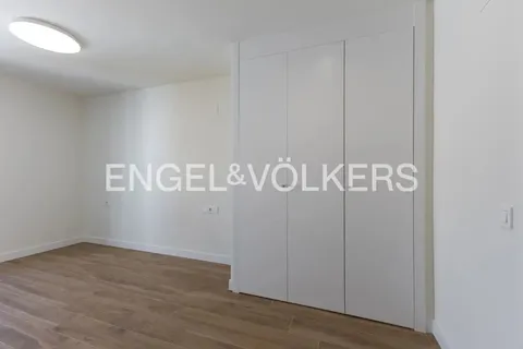 Appartamento 111 m² a Valencia