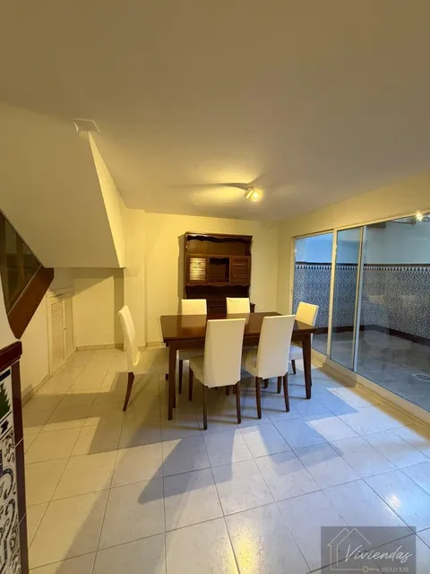 Casa de 380 m² a Pozuelo de Alarcón