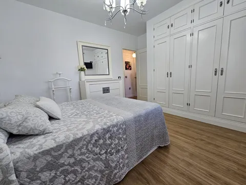 Flat 90 m² in Jerez