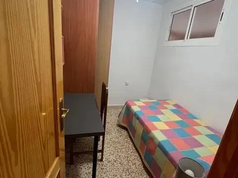 Pis de 100 m² a Almeria