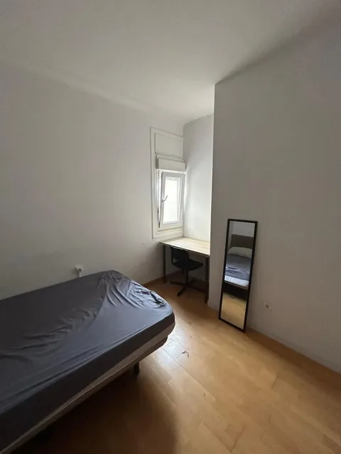 Habitació de lloguer, Barcelona (3/9)