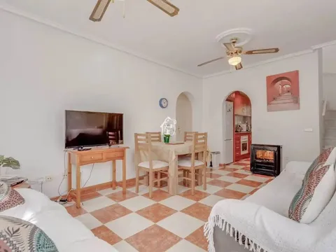 Casa de 88 m² a Rojals