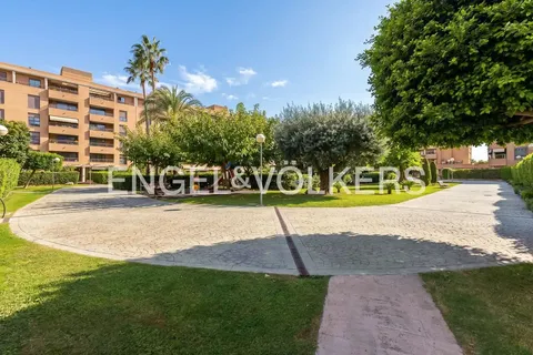 Wohnung 152 m² in Valencia