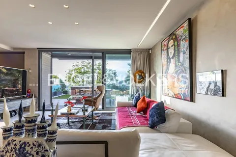 Casa de 305 m² a Tiana