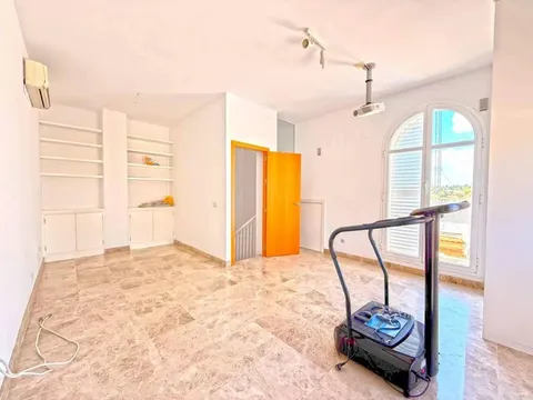 Casa de 151 m² a Tomares