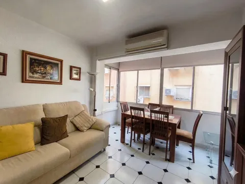 Pis de 74 m² a Almeria