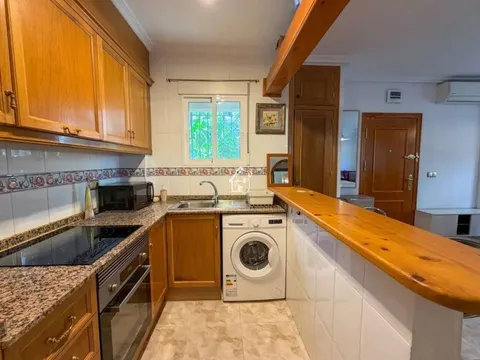 Casa de 100 m² a Oriola