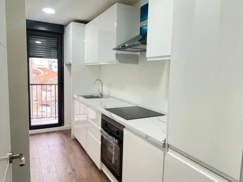 Wohnung 80 m² in Alberic