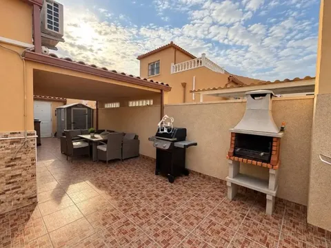 Casa de 85 m² a Oriola