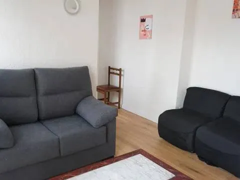 Habitació de lloguer, Àvila