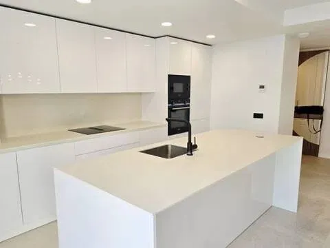 Flat 120 m² in Marbella