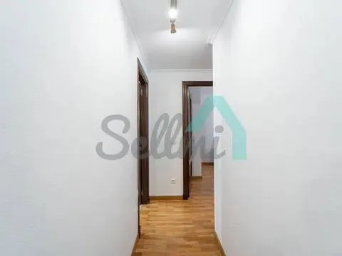 Pis de 75 m² a Oviedo