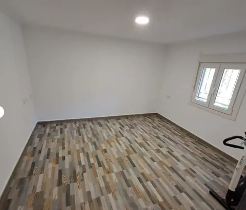 House 100 m² in Vilamarín