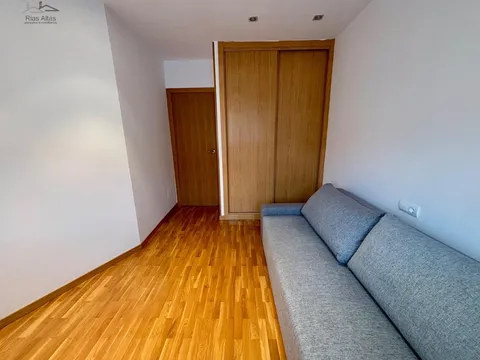Pis de 74 m² a Oleiros