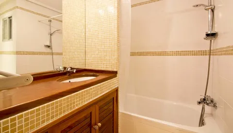 Habitació de lloguer, Madrid (4/10)