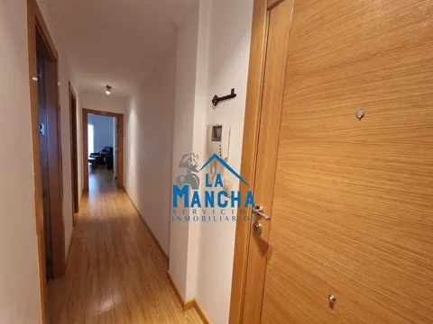Wohnung 101 m² in Albacete