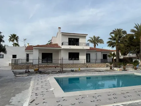 Casa 376 m² a l'Alfàs del Pi