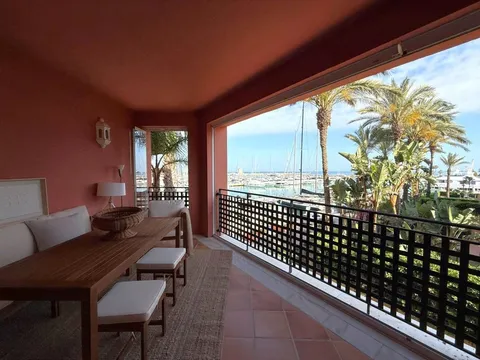 Pis de 180 m² a San Roque