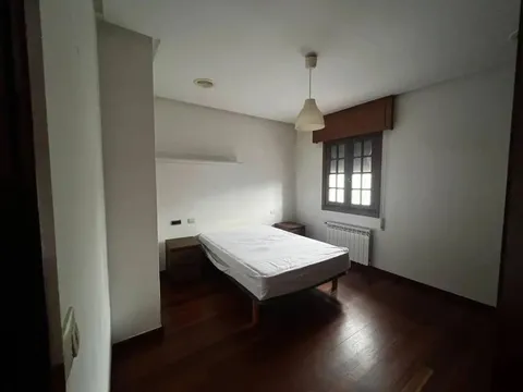 Casa de 180 m² a San Cibrao das Viñas