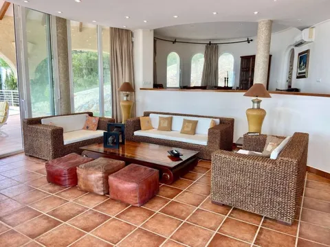 Haus 500 m² in Altea