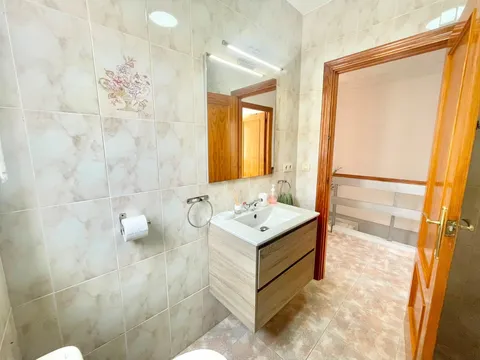 Casa de 90 m² a el Pilar de la Foradada