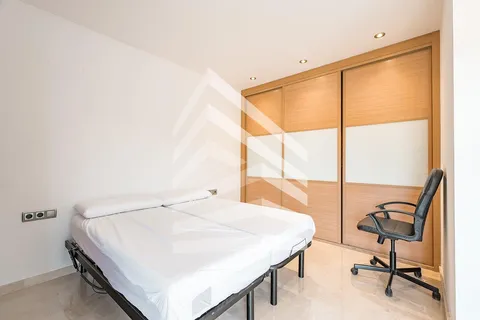Haus 228 m² in Sant Just Desvern