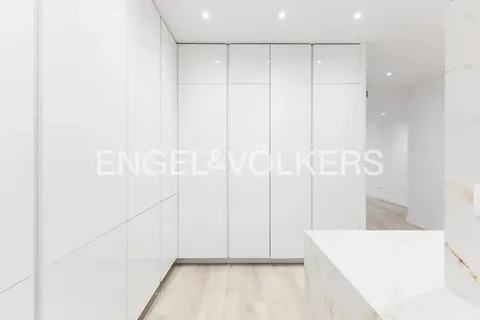 Wohnung 104 m² in Madrid