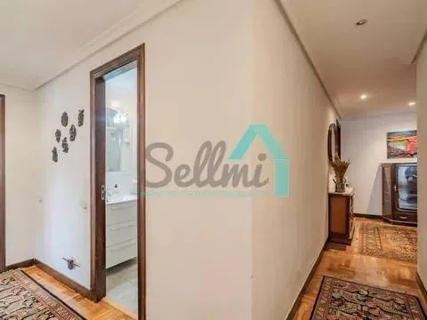 Pis de 120 m² a Oviedo