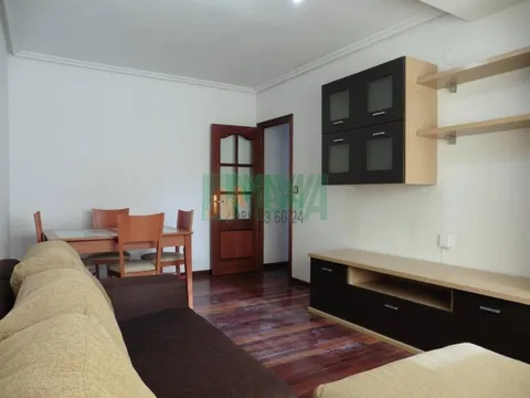 Wohnung 70 m² in Ourense