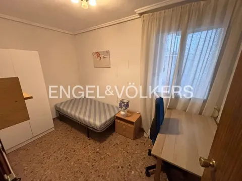 Pis de 110 m² a València