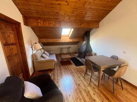 Appartement 100 m² à Urús