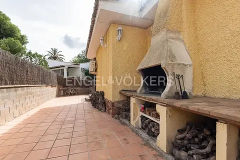 Casa de 250 m² a Nàquera