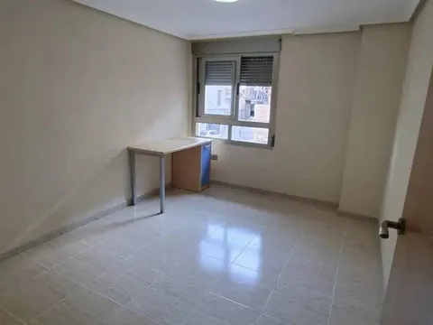 Pis de 81 m² a Oriola