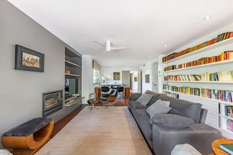 Casa de 239 m² a Sant Cugat del Vallès