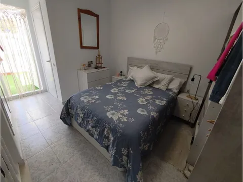 Casa de 71 m² a Árchez