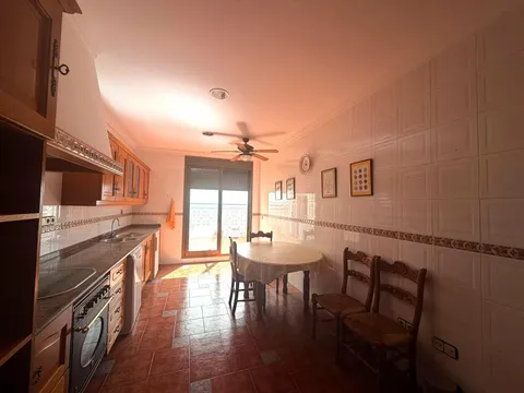 Casa de 236 m² a Rafelbunyol