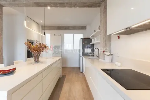 Appartamento 101 m² a Valencia