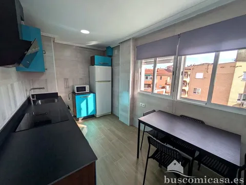 Habitació de lloguer, Linares