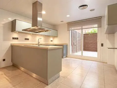 Pis de 180 m² a Barcelona