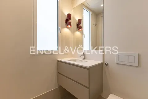 Appartamento 142 m² a Madrid