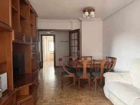Pis de 103 m² a Àvila