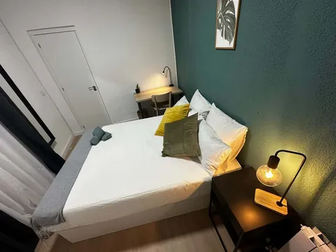 Room for rent, Madrid